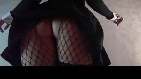 Wednesday Cosplay: Fesselspiele im Keller ASMR